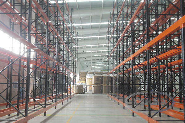 Racks Metálicos 2 Racks Metálicos 2